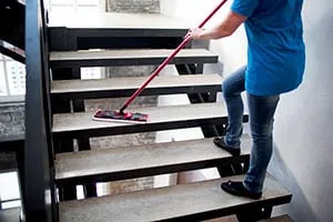 pochistvane-na-stalbi-v-ofis-zoom-clean-eu почистване на офисни стълби